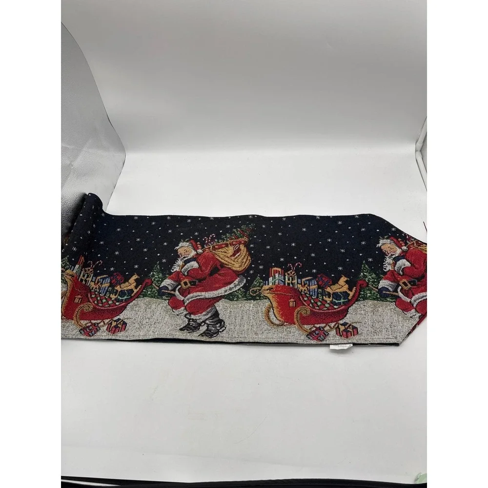 Vintage Tapestry Christmas Santa and Sleigh Table Runner‎ 70x30